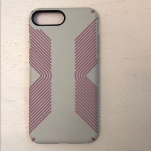 iPhone 7 Plus speck case in gray/purple